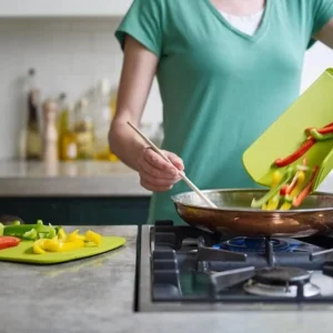 Joseph Joseph Faltbares Schneidebrett Chop2Pot Plus Klein In Grün 6